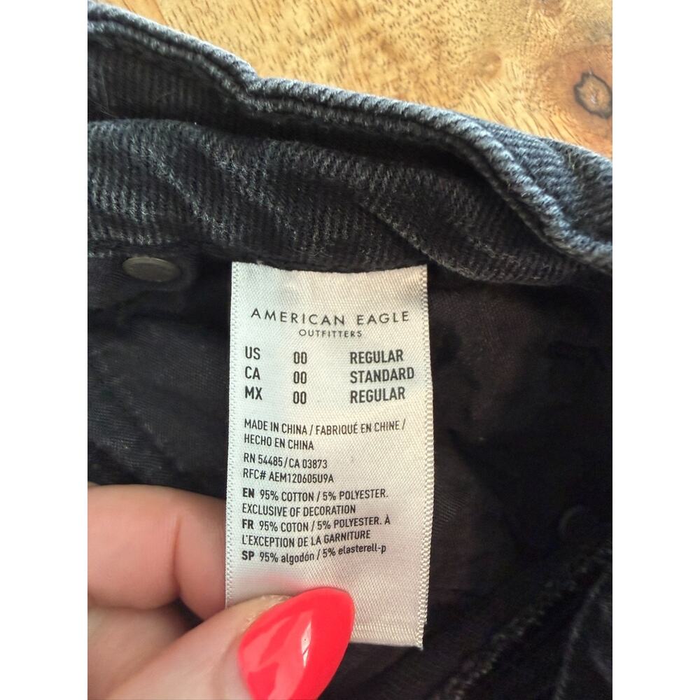 American Eagle Mom Jean Black Wash Distressed Mid Rise Size 00 Real Good Denim - Picture 12 of 14
